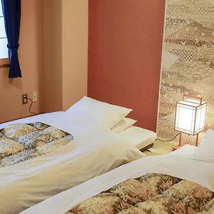 Japanese-Style Room